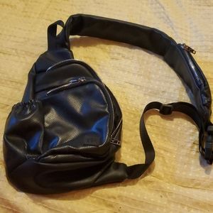 Joy Lab black sling bag